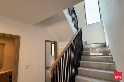 Снять в аренду таунхаус в Дубае: 3 спальни, 161.1м², № 67449 - фото 19