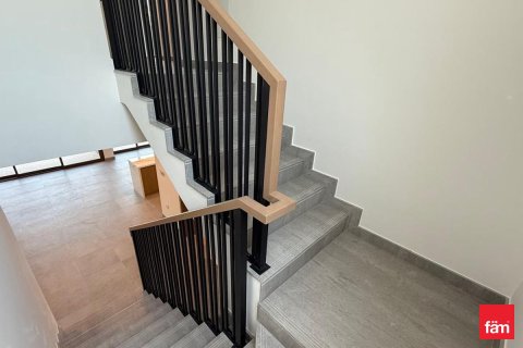 Снять в аренду таунхаус в Дубае: 3 спальни, 161.1м², № 67449 - фото 20