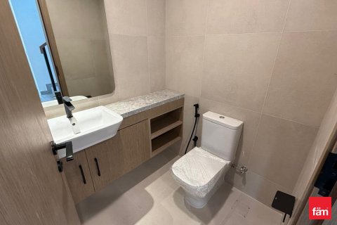 Снять в аренду таунхаус в Дубае: 3 спальни, 161.1м², № 67449 - фото 23