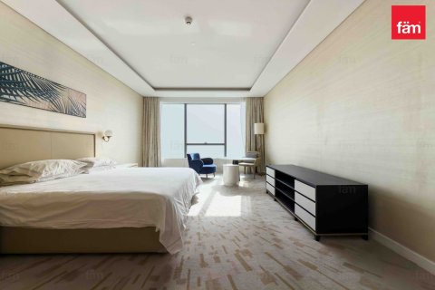 Apartment in Palm Jumeirah, Dubai 48.7 sq.m. № 67448 - photo 4