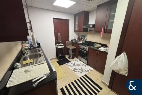 Apartment in Jumeirah Beach Residence, Dubai 2 bedrooms, 121 sq.m. № 76223 - photo 5