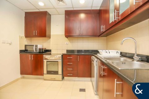 Apartment in Amwaj, Jumeirah Beach Residence, Dubai 2 bedrooms, 119 sq.m. № 76224 - photo 7