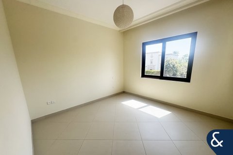 Villa in Arabian Ranches 2, Dubai 6 bedrooms, 558 sq.m. № 76221 - photo 13