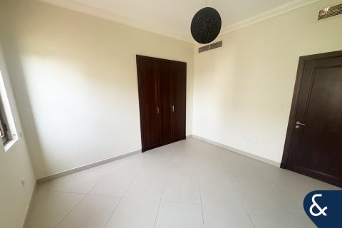 Villa in Arabian Ranches 2, Dubai 6 bedrooms, 558 sq.m. № 76221 - photo 8