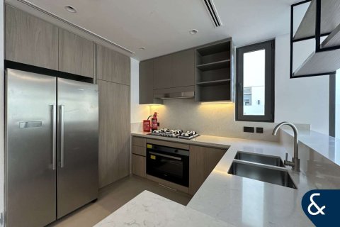 Townhouse in Aura, Tilal Al Ghaf, Dubai 4 bedrooms, 227 sq.m. № 76222 - photo 2