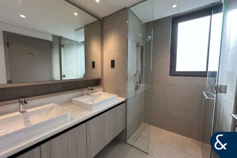 Townhouse in Aura, Tilal Al Ghaf, Dubai 4 bedrooms, 227 sq.m. № 76222 - photo 12