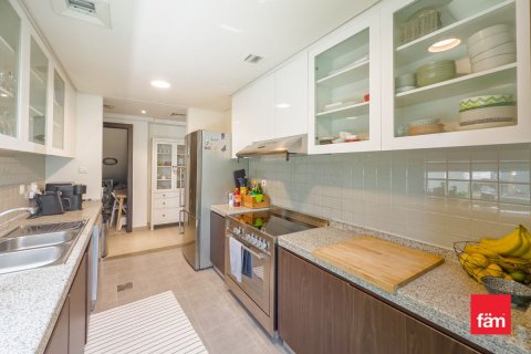 Townhouse in Dubai 3 bedrooms, 315.7 sq.m. № 52159 - photo 21