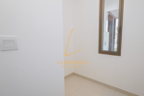 Снять в аренду виллу в Dubai South (Dubai World Central), Дубай: 3 спальни, 151м², № 70986 - фото 14