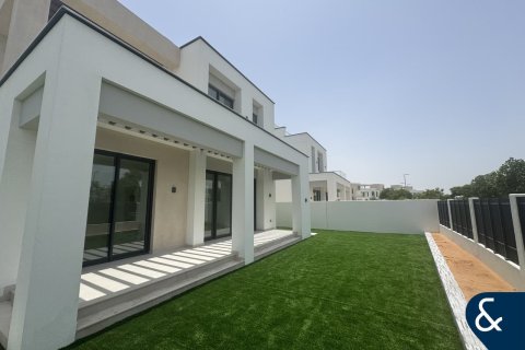 Villa in Caya, Arabian Ranches 3, Dubai 4 bedrooms, 412 sq.m. № 76555 - photo 2