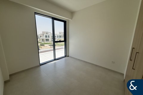 Villa in Caya, Arabian Ranches 3, Dubai 4 bedrooms, 412 sq.m. № 76555 - photo 12