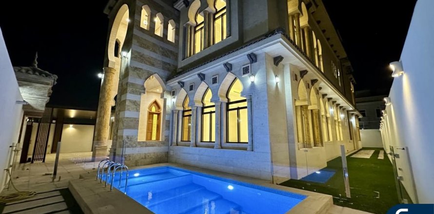 فيلا في Al Quoz, دبي 7 غرف نوم , 1115 م² رقم 76554