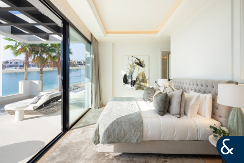 Villa in Signature Villas, Palm Jumeirah, Dubai 5 bedrooms, 873 sq.m. № 76557 - photo 12