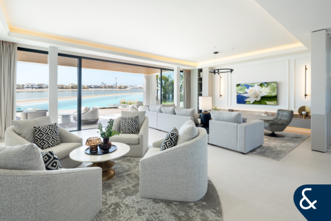 Villa in Signature Villas, Palm Jumeirah, Dubai 5 bedrooms, 873 sq.m. № 76557 - photo 7