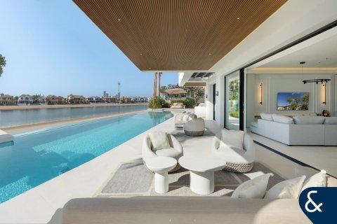 Villa in Signature Villas, Palm Jumeirah, Dubai 5 bedrooms, 873 sq.m. № 76557 - photo 2