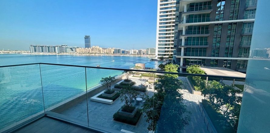 Apartment in Dubai Harbour, Dubai 3 bedrooms, 166.8 sq.m. № 71753