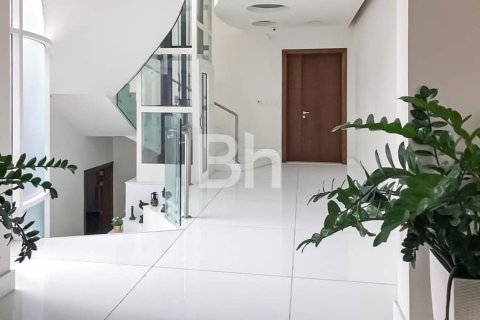 Villa in Umm Suqeim, Dubai 7 bedrooms, 743 sq.m. № 21186 - photo 7