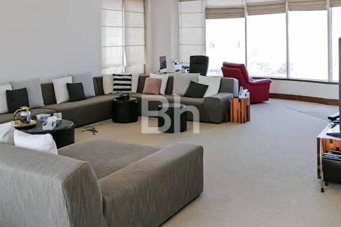 Villa in Umm Suqeim, Dubai 7 bedrooms, 743 sq.m. № 21186 - photo 8