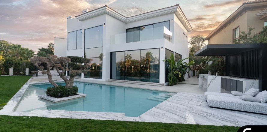 Villa à Jumeirah Islands, Dubai, 5 chambres, 548 m², № 88578
