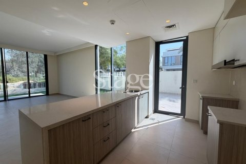 Villa en Club Villas at Dubai Hills, Dubai Hills Estate, Dubai, 4 dormitorios, 391 m², № 122161 - foto 6