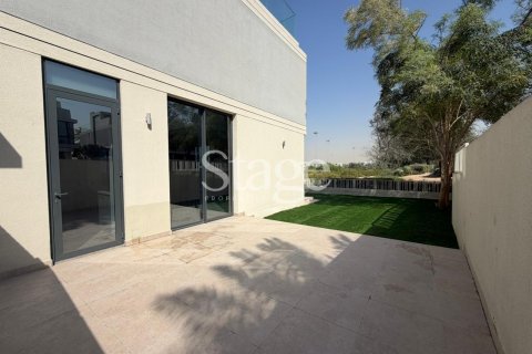 Villa en Club Villas at Dubai Hills, Dubai Hills Estate, Dubai, 4 dormitorios, 391 m², № 122161 - foto 18
