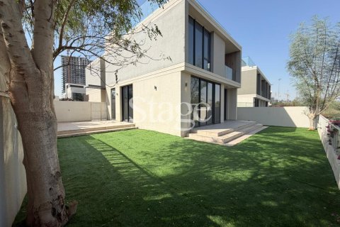 Villa en Club Villas at Dubai Hills, Dubai Hills Estate, Dubai, 4 dormitorios, 391 m², № 122161