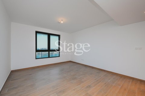 Duplex in Dubai 6 bedrooms, 753 sq.m. № 122163 - photo 18