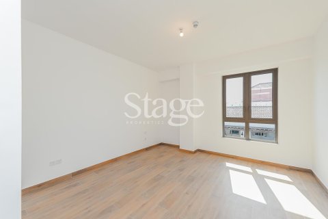 Duplex in Dubai 6 bedrooms, 753 sq.m. № 122163 - photo 27