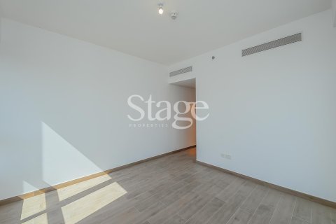 Duplex in Dubai 6 bedrooms, 753 sq.m. № 122163 - photo 30