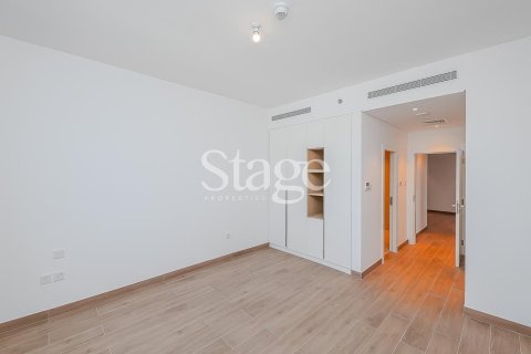 Duplex in Dubai 6 bedrooms, 753 sq.m. № 122163 - photo 23