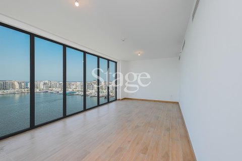 Duplex in Dubai 6 bedrooms, 753 sq.m. № 122163 - photo 3