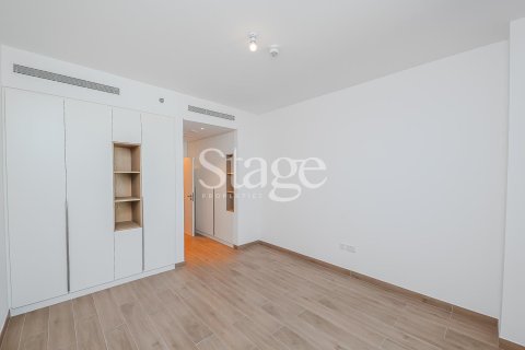 Duplex in Dubai 6 bedrooms, 753 sq.m. № 122163 - photo 24