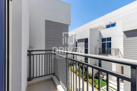 Maison de ville à Victory Heights, Dubai Sports City, Dubai, 4 chambres, 157.1 m², № 138245 - photo 19