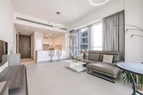 Appartement à Al Wasl, Dubai, 2 chambres, 144.84 m², № 128250