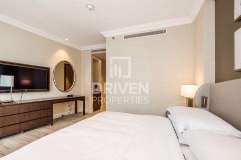 Apartment in The Address Residence Fountain Views, Downtown Dubai (Downtown Burj Dubai), Dubai 2 bedrooms, 124.21 sq.m. № 128257 - photo 8