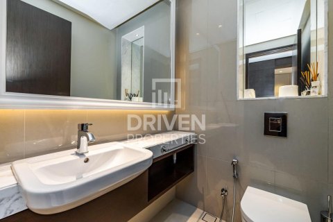 Apartment in The Address Residence Fountain Views, Downtown Dubai (Downtown Burj Dubai), Dubai 2 bedrooms, 124.21 sq.m. № 128257 - photo 17