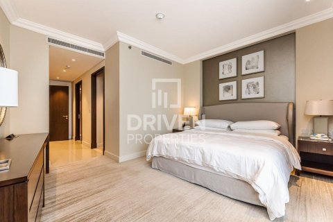 Apartment in The Address Residence Fountain Views, Downtown Dubai (Downtown Burj Dubai), Dubai 2 bedrooms, 124.21 sq.m. № 128257 - photo 6