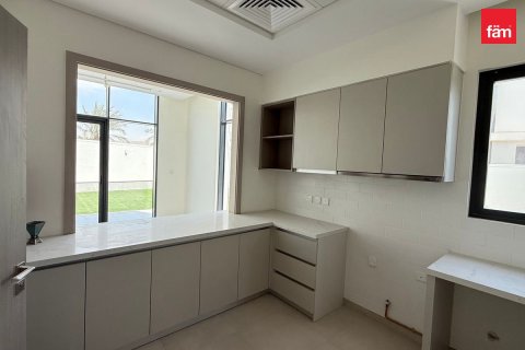 Adosado en Al Furjan, Dubai, 4 dormitorios, 407.7 m², № 11974 - foto 14