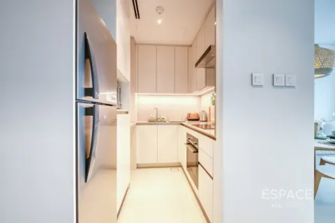 Apartment in Jumeirah Beach Residence, Dubai 1 bedroom, 58 sq.m. № 122847 - photo 9