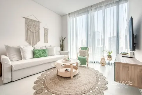 Apartment in Jumeirah Beach Residence, Dubai 1 bedroom, 58 sq.m. № 122847 - photo 2