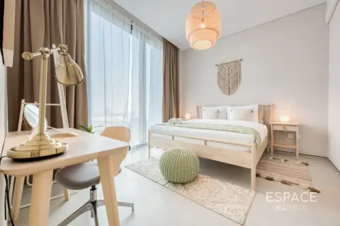 Apartment in Jumeirah Beach Residence, Dubai 1 bedroom, 58 sq.m. № 122847 - photo 15