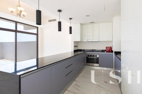 Townhouse in District 11, Mohammed Bin Rashid City, Dubai 4 bedrooms, 301 sq.m. № 39028 - photo 3