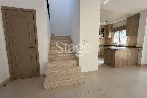 Villa à Bella Casa, Serena, Dubai, 2 chambres, 173 m², № 122090 - photo 13