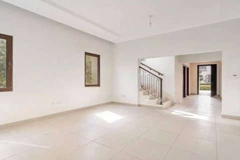 Villa in Dubai 3 bedrooms, 284 sq.m. № 120390 - photo 5