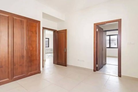 Villa in Dubai 3 bedrooms, 284 sq.m. № 120390 - photo 10