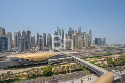 Apartment in Jumeirah Lake Towers, Dubai 2 bedrooms, 154 sq.m. № 56899 - photo 5
