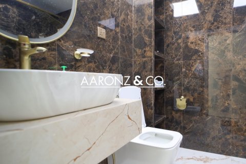 Apartamento en Jumeirah Lake Towers, Dubai, 1 dormitorio, 91 m², № 78205 - foto 13