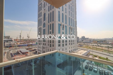 Apartamento en Jumeirah Lake Towers, Dubai, 1 dormitorio, 91 m², № 78205 - foto 2