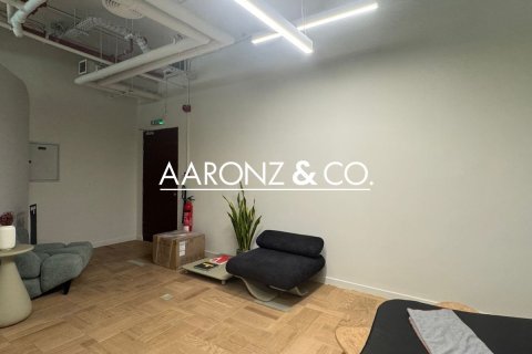 Oficina en Business Bay, Dubai, 109 m², № 78207 - foto 4