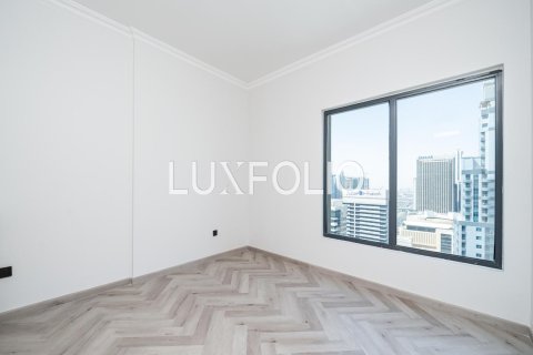 Apartment in Dubai Marina, Dubai 2 bedrooms, 108 sq.m. № 45381 - photo 17