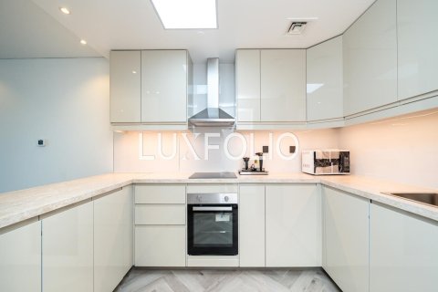 Apartment in Dubai Marina, Dubai 2 bedrooms, 108 sq.m. № 45381 - photo 6
